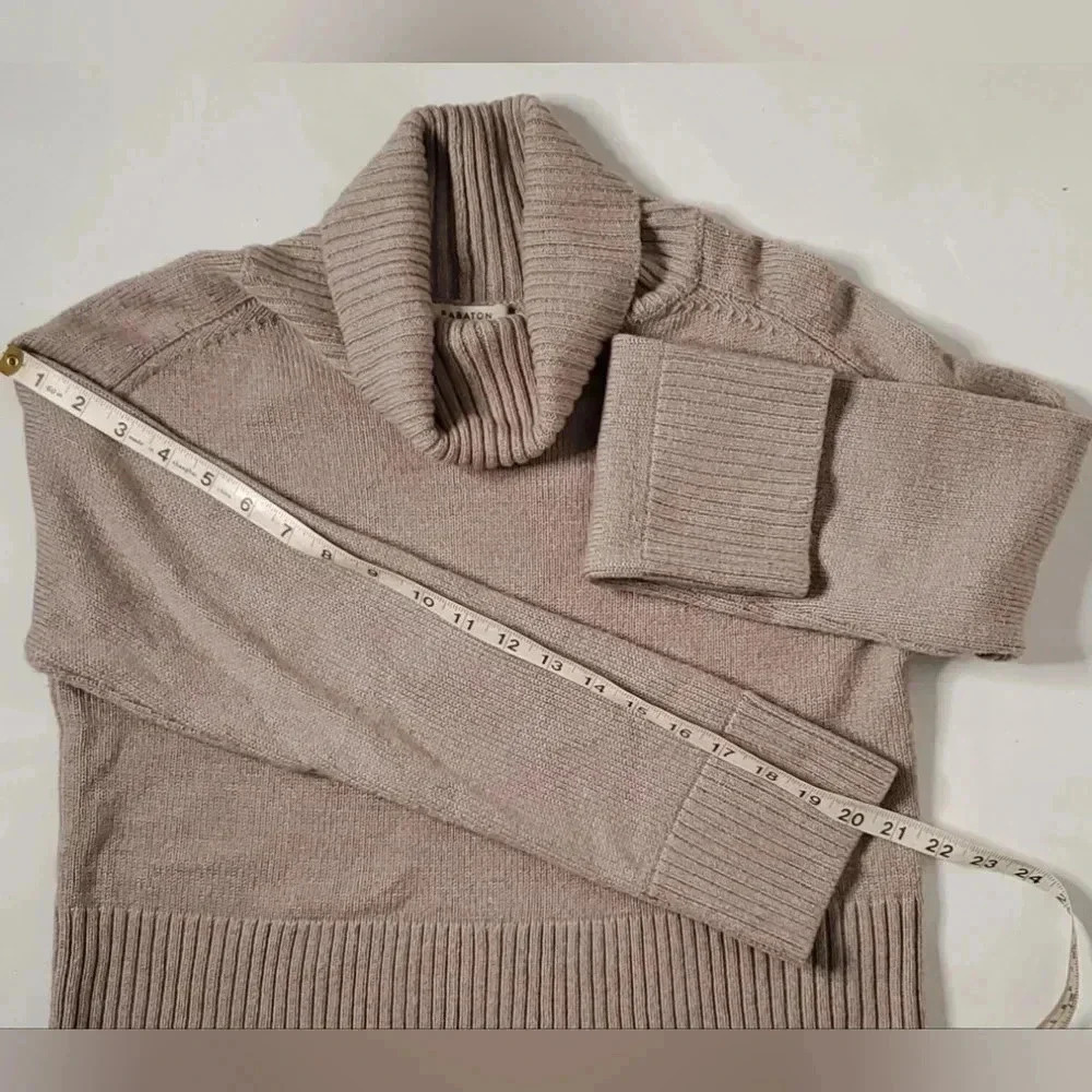 Babaton Aritzia Titus Cropped 100 Merino Wool Turtleneck Sweater Sz XS/S… - Picture 8 of 10